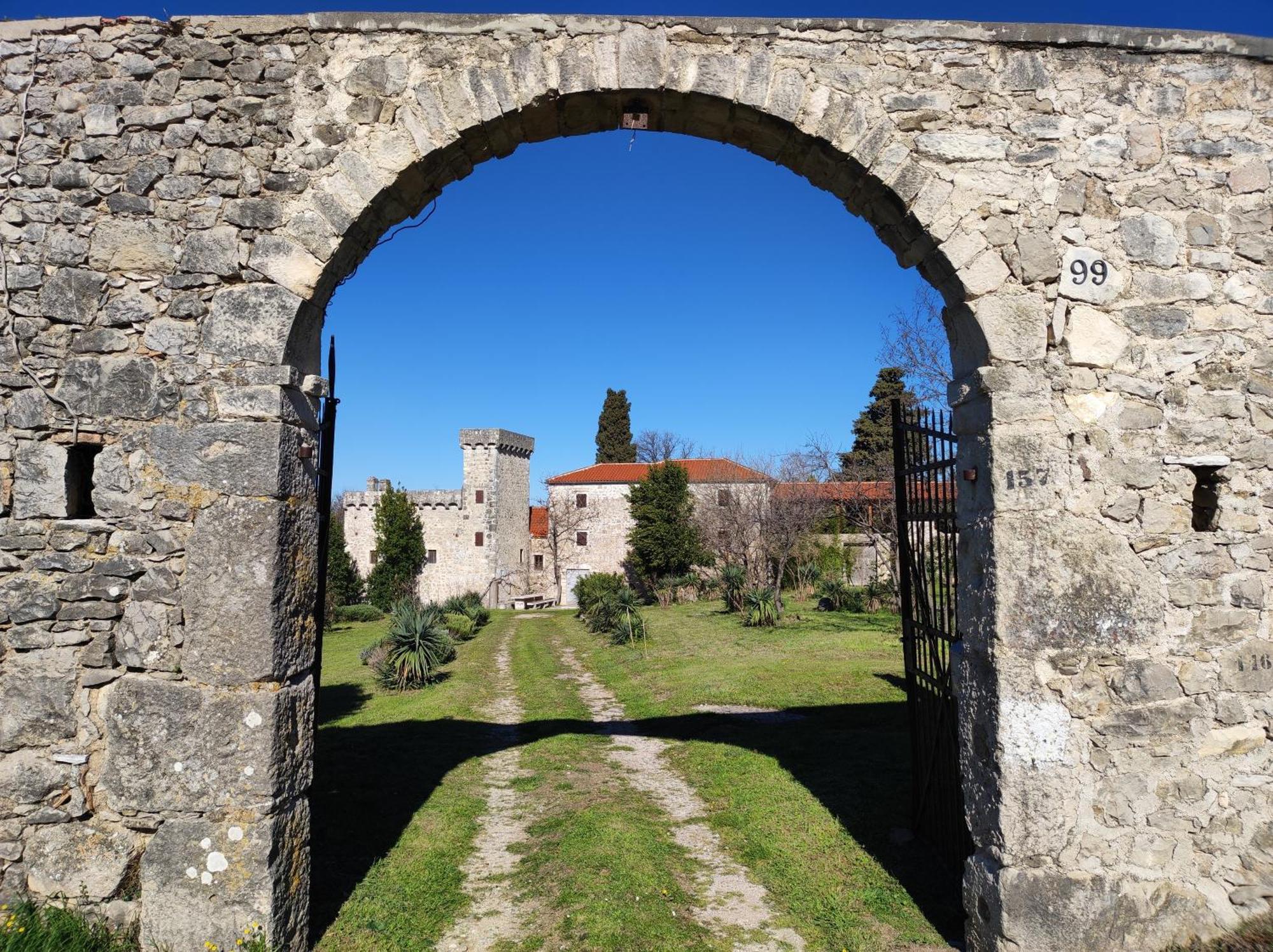 Jankovich Castle Διαμέρισμα Benkovac Εξωτερικό φωτογραφία